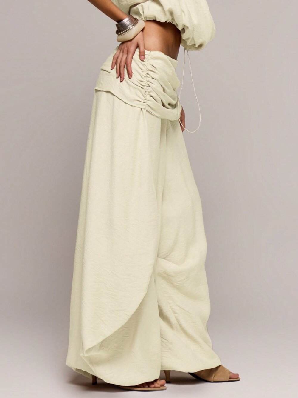Cream Elegant Women's Low Rise Textured Wide Leg Trousers - Picture 3 of 5